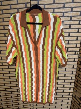 Beige botony orange and brown butt front sweater dress size S/M